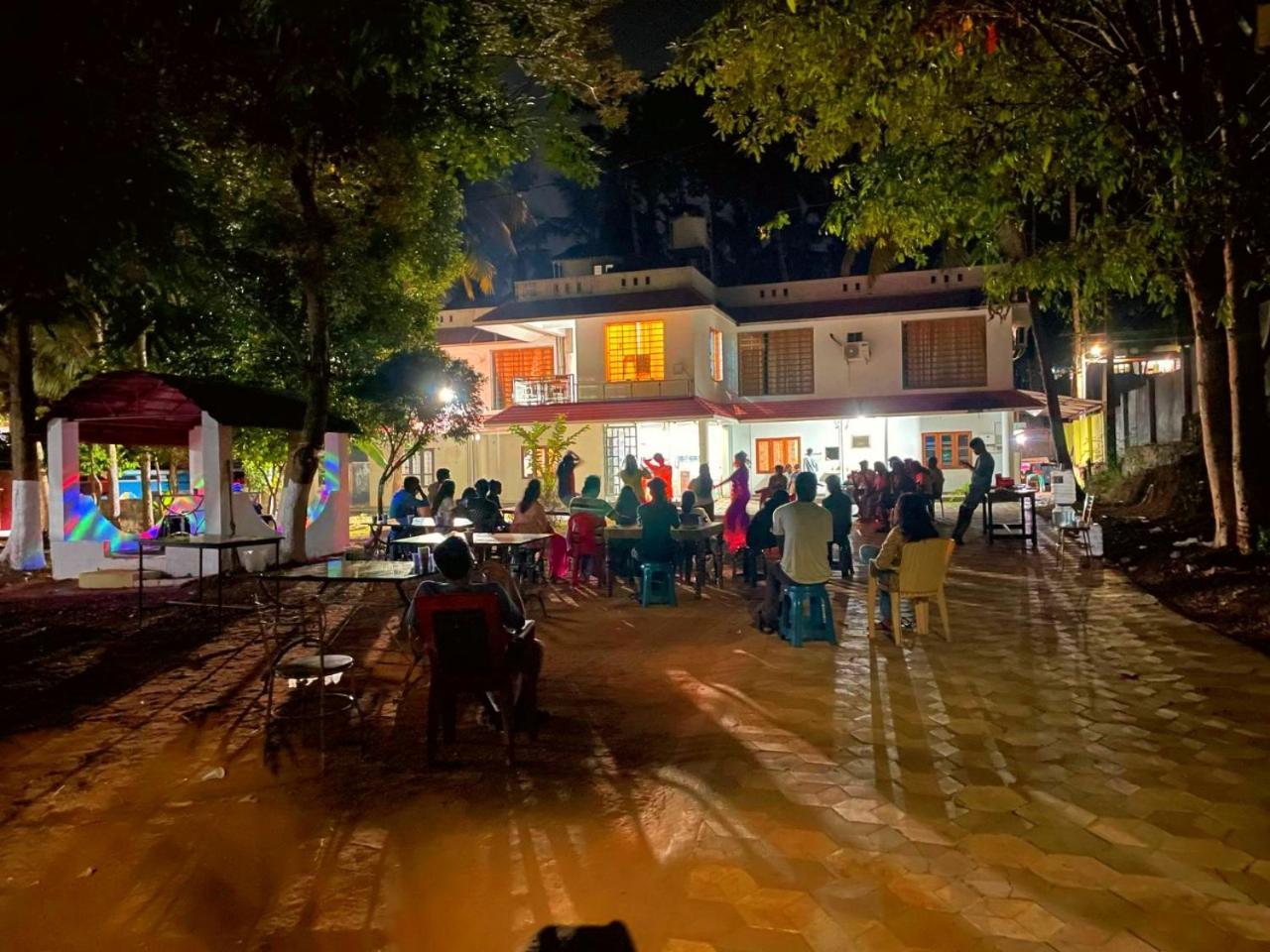 Somatheertham Resort Thiruvananthapuram Exterior foto